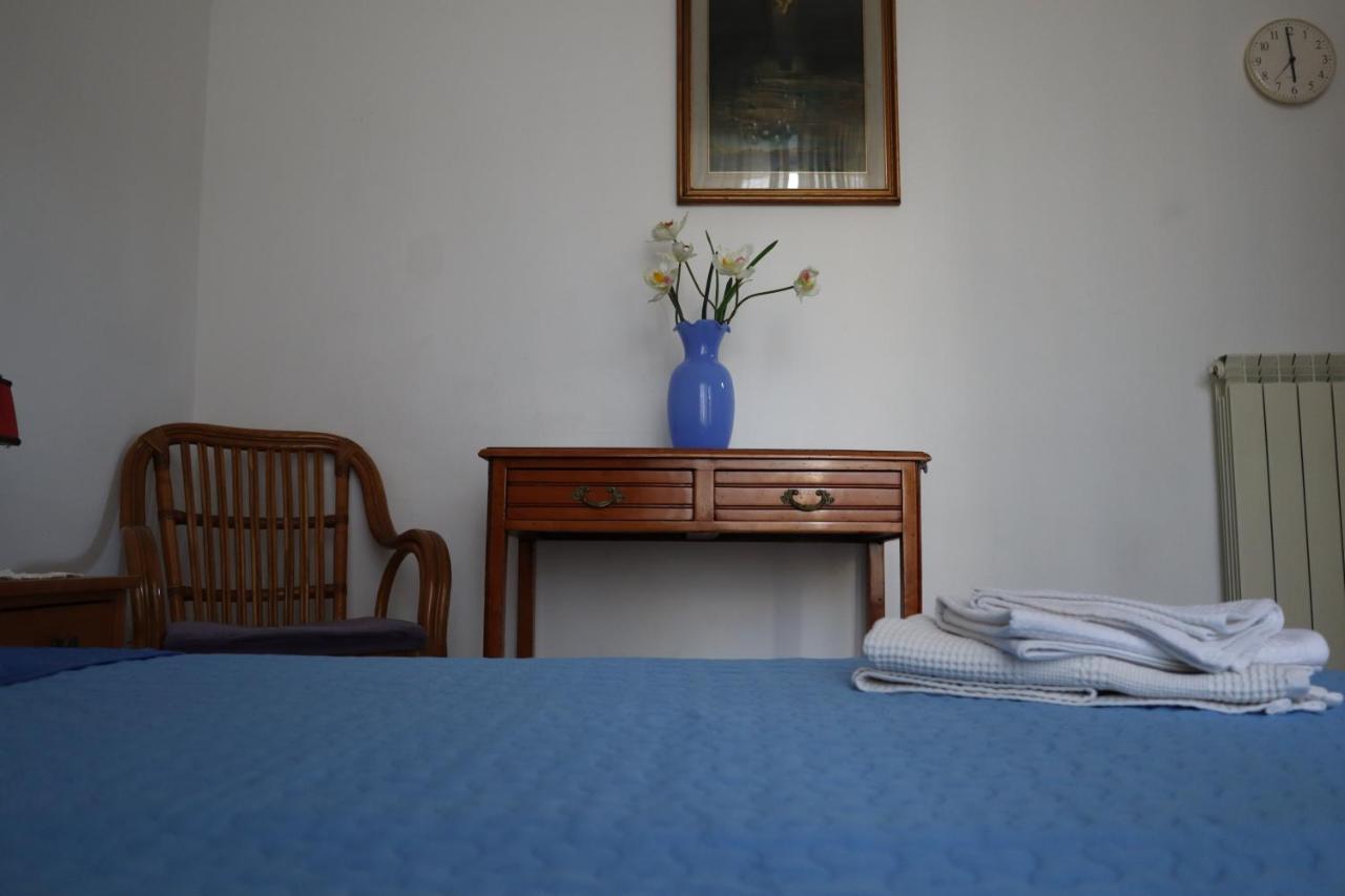 Storia Di Sofia Apartment Napoli Bagian luar foto
