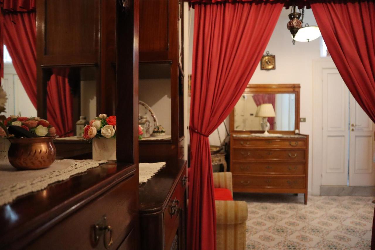 Storia Di Sofia Apartment Napoli Bagian luar foto